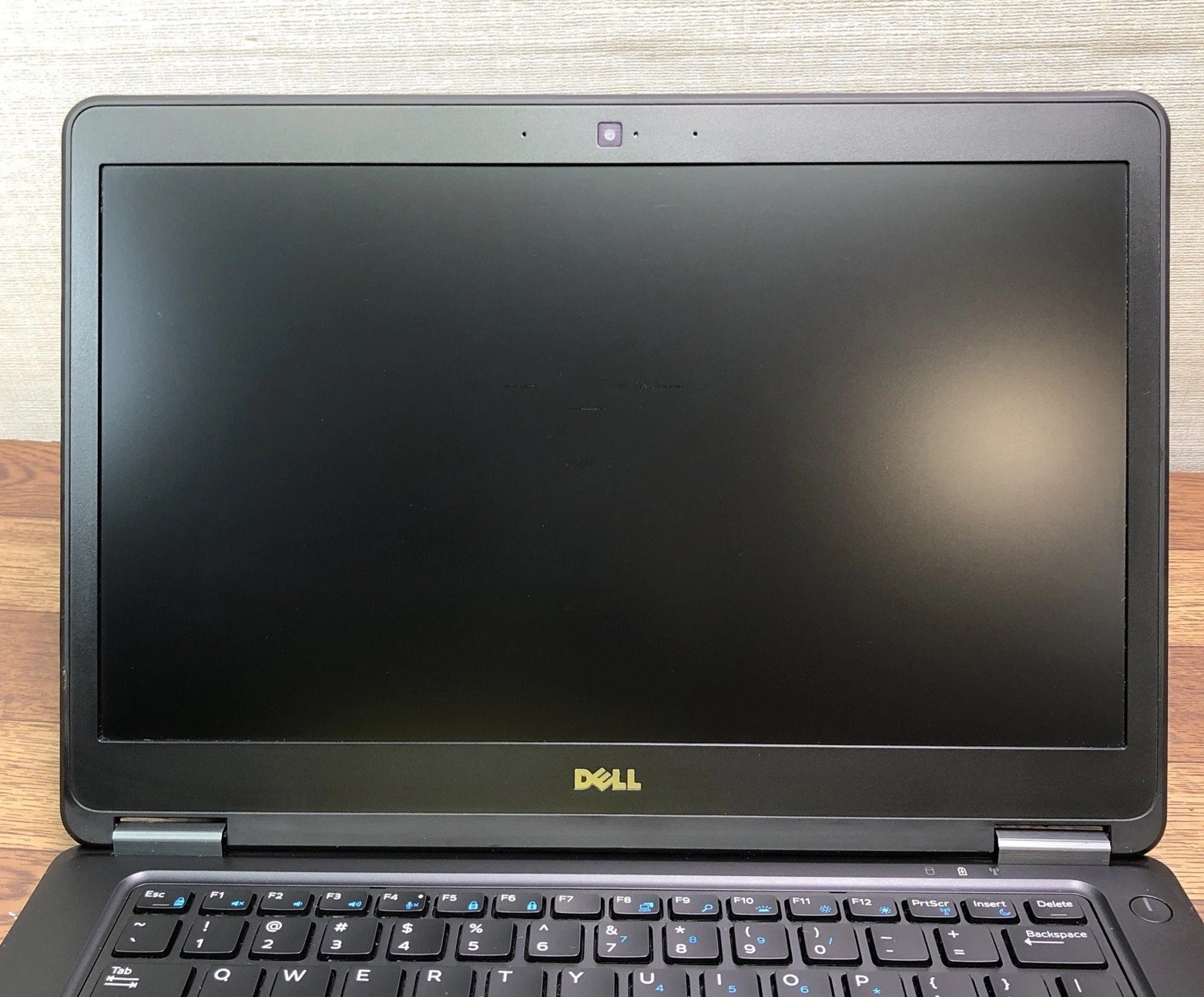 Dell Latitude E7450 14” Core i5-5300U 2.30GHz 256GB SSD 8GB RAM DDR3 – No OS