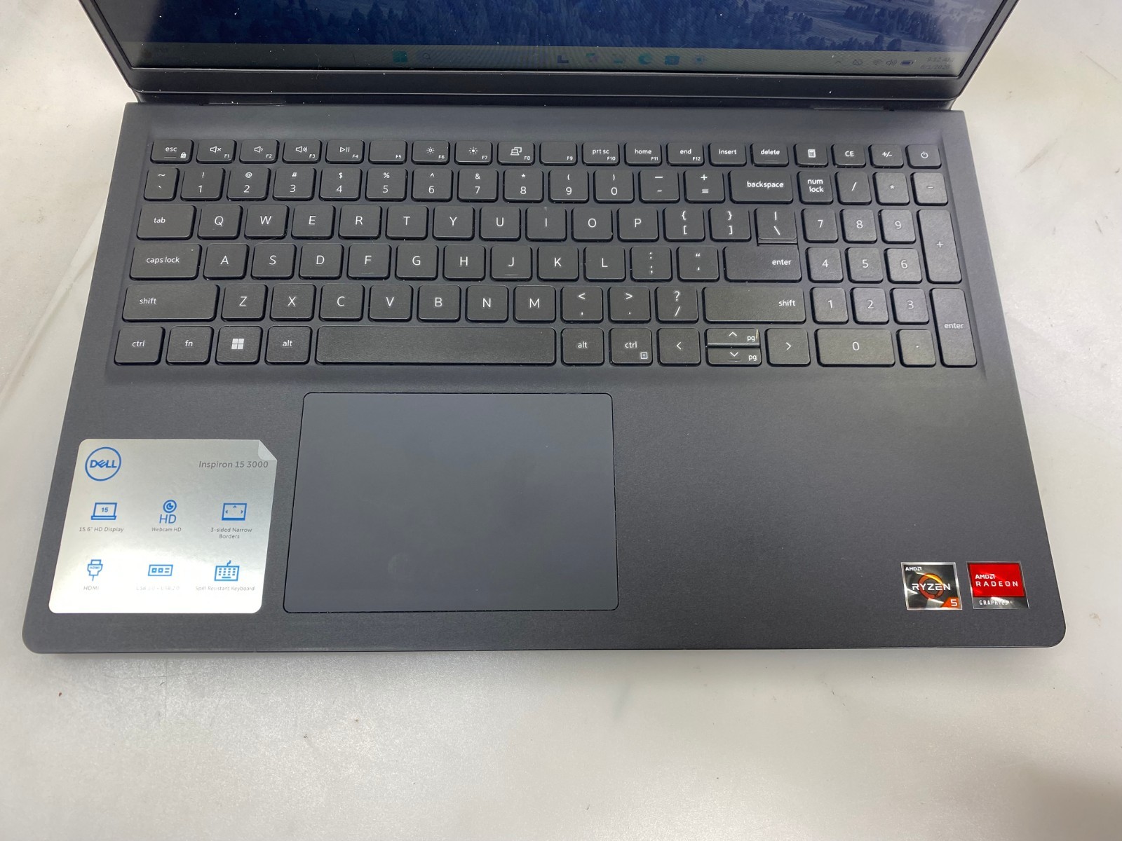 DELL INSPIRON 15 3515 RYZEN5 3450U@2.10GHz 8GB 512GB NVMe W11H w/RADEON VEGA GFX