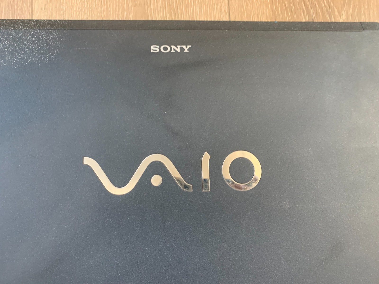 Sony PCG-3J1L VGN-FW550F 16.4″ Intel Core 2 Duo P8700 2.53GHz 4GB Ram 320GB HDD