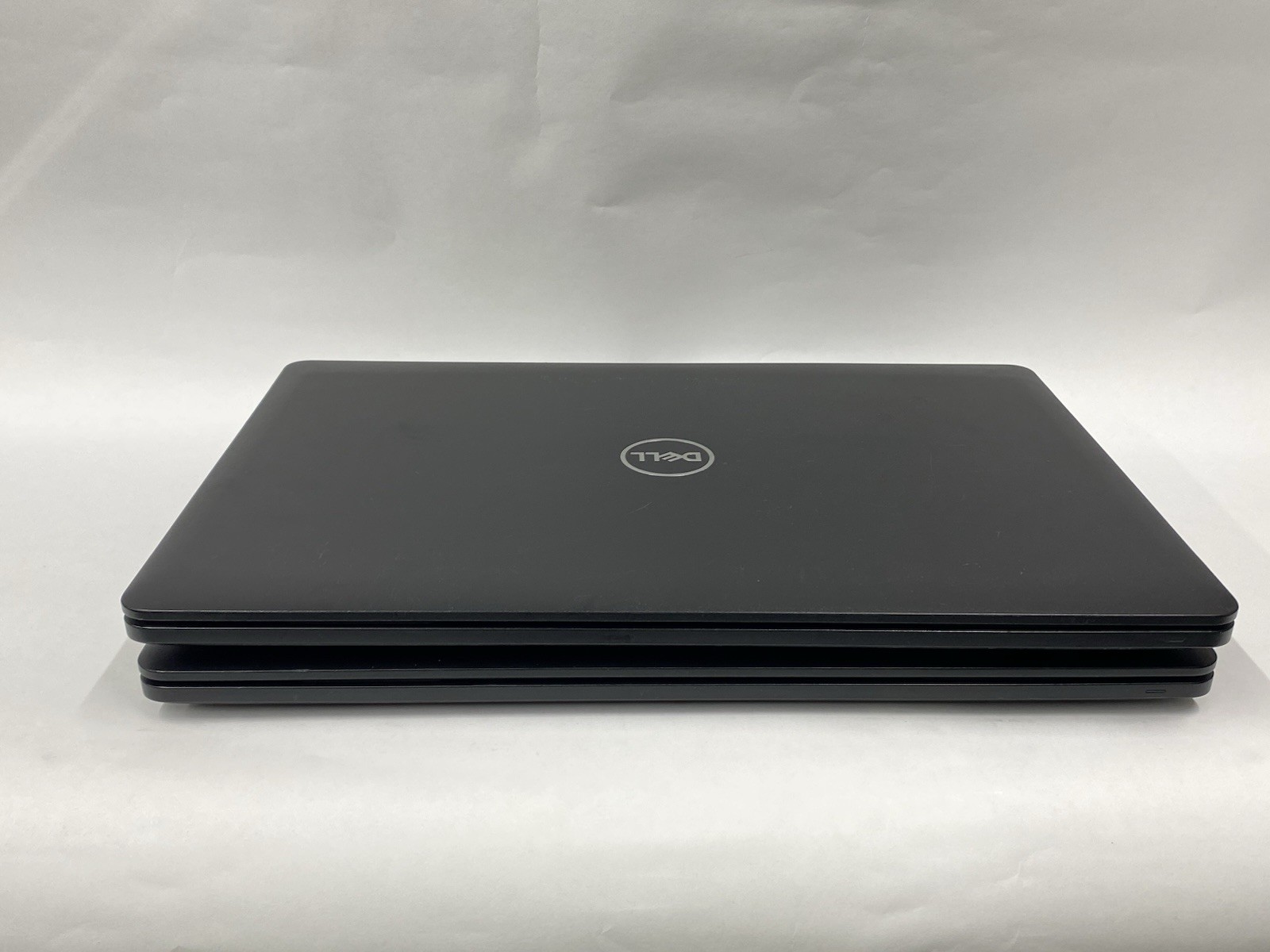 Lot of (2) Dell Latitude 3580 Non-Touch HD i5-7200u No RAM/SSD/OS – READ