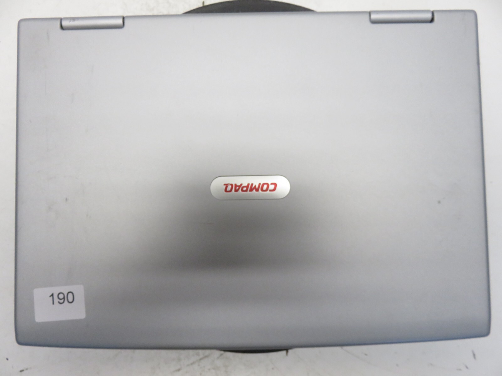 Compaq Presario X1000 Intel Pentium M 1400MHz 1 GB NO HDD No Batt