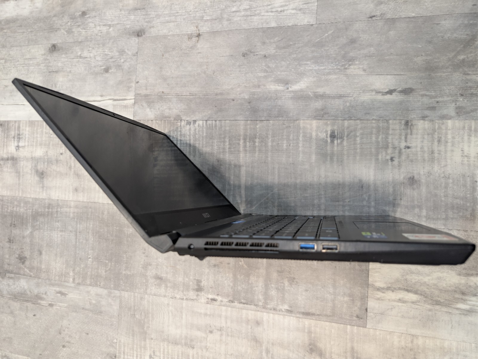 MSI Katana 15 B12VGK 15.6in i7 12th Gen RTX 4070 32GB Win 11 Black