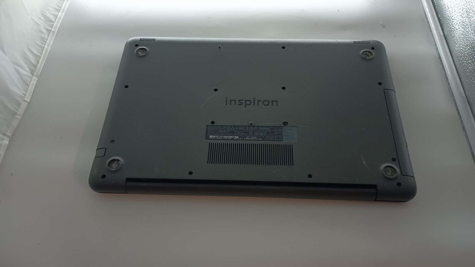 Inspiron5567 (5301)w/charger.i5-7200U.Optical. 8GB.128GB SSD.15.6″.W11 Home