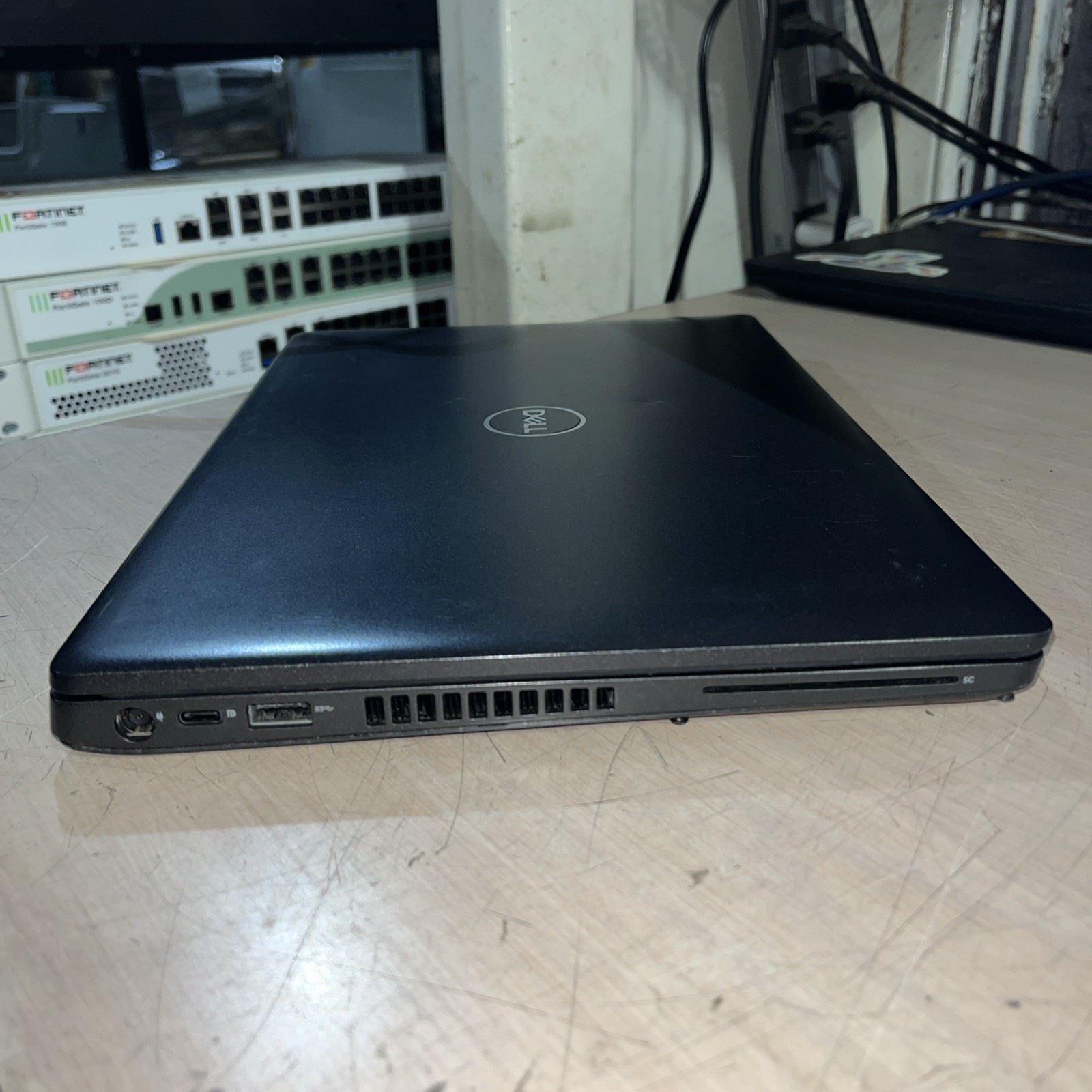 DELL LATITUDE 5400 INTEL CORE I7-8665U 1.90GHZ 8GB RAM NO HD