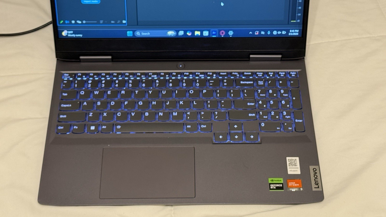 Lenovo LOQ 15APH8 Laptop with RTX 3050 32GB RAM 512GB SSD