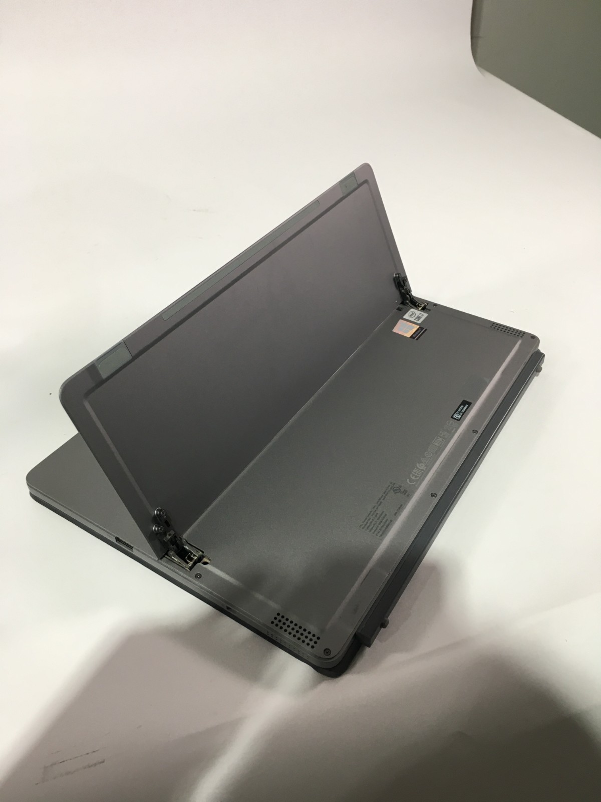 @PCD Dell Latitude 7210 2-in-1 Touch i7-10610U / RAM 16Gb / SSD 512G / Win 11P