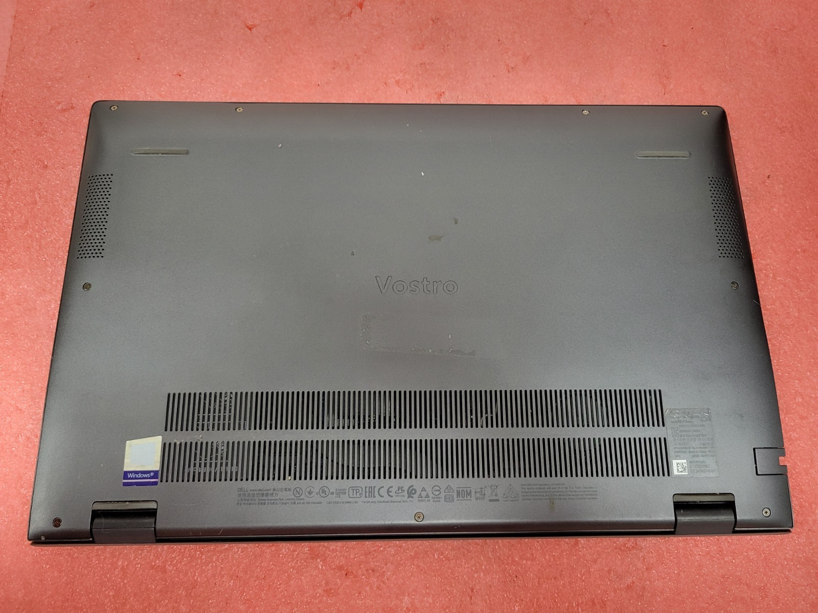 Dell Vostro 5502 i7-1165G7@2.8Ghz 16GB RAM 512GB SSD Win 11 Pro | C1051