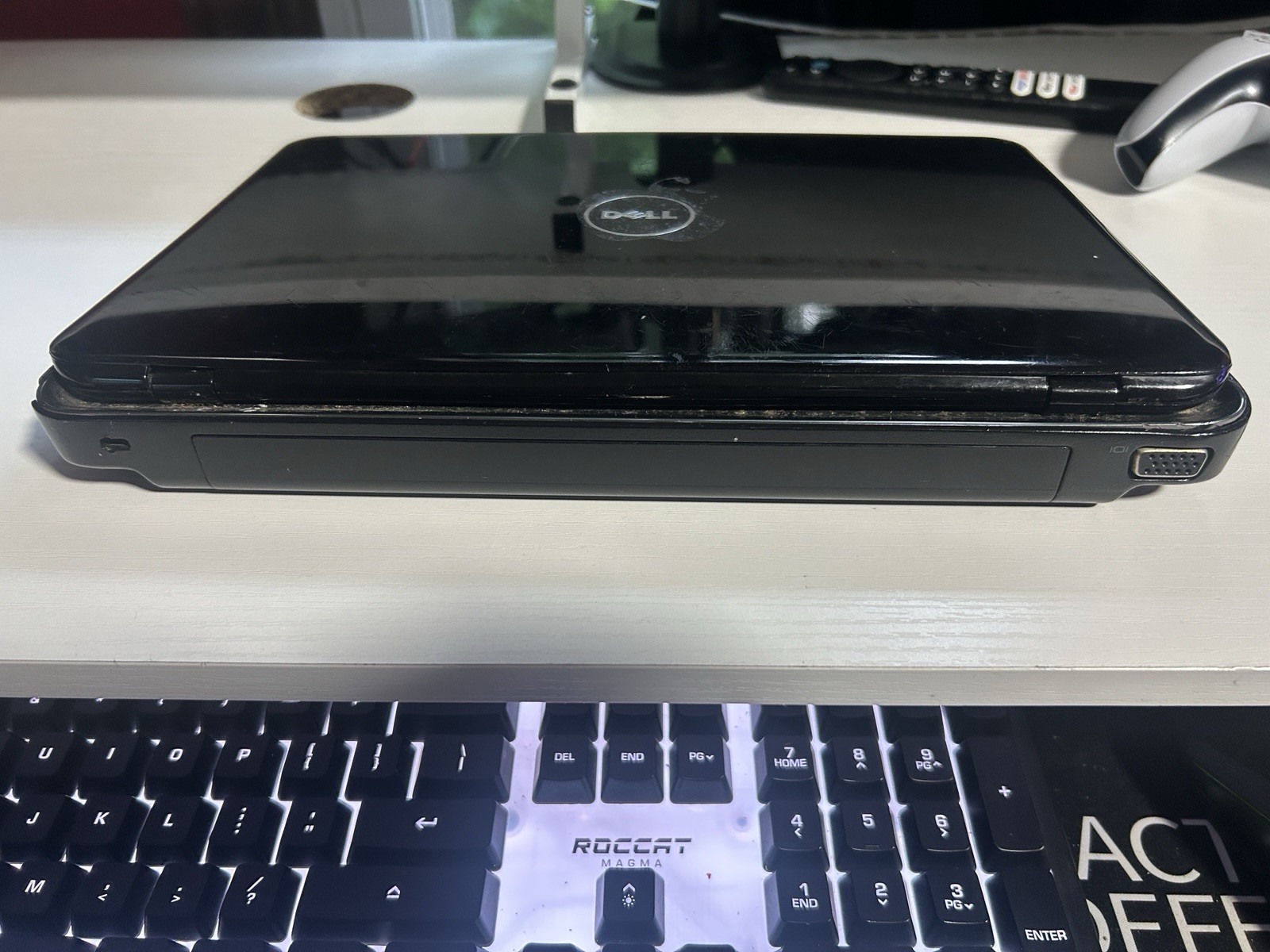 Dell Inspiron 2010 Windows 10 + Charger