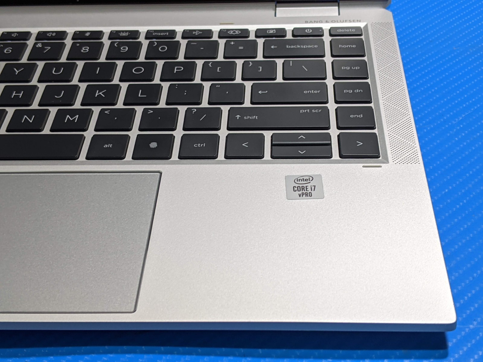 HP EliteBook x360 1040 G7 14″ FHD TOUCH i7-10610U 1.8GHz 16GB 256GB SSD W11P +PA