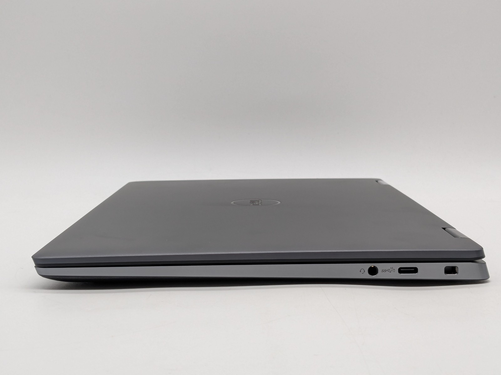 Dell Latitude 9330 2-in-1 13″ 2560 x 1600 Touch I5-1240U 256GB SSD 16GB W11P