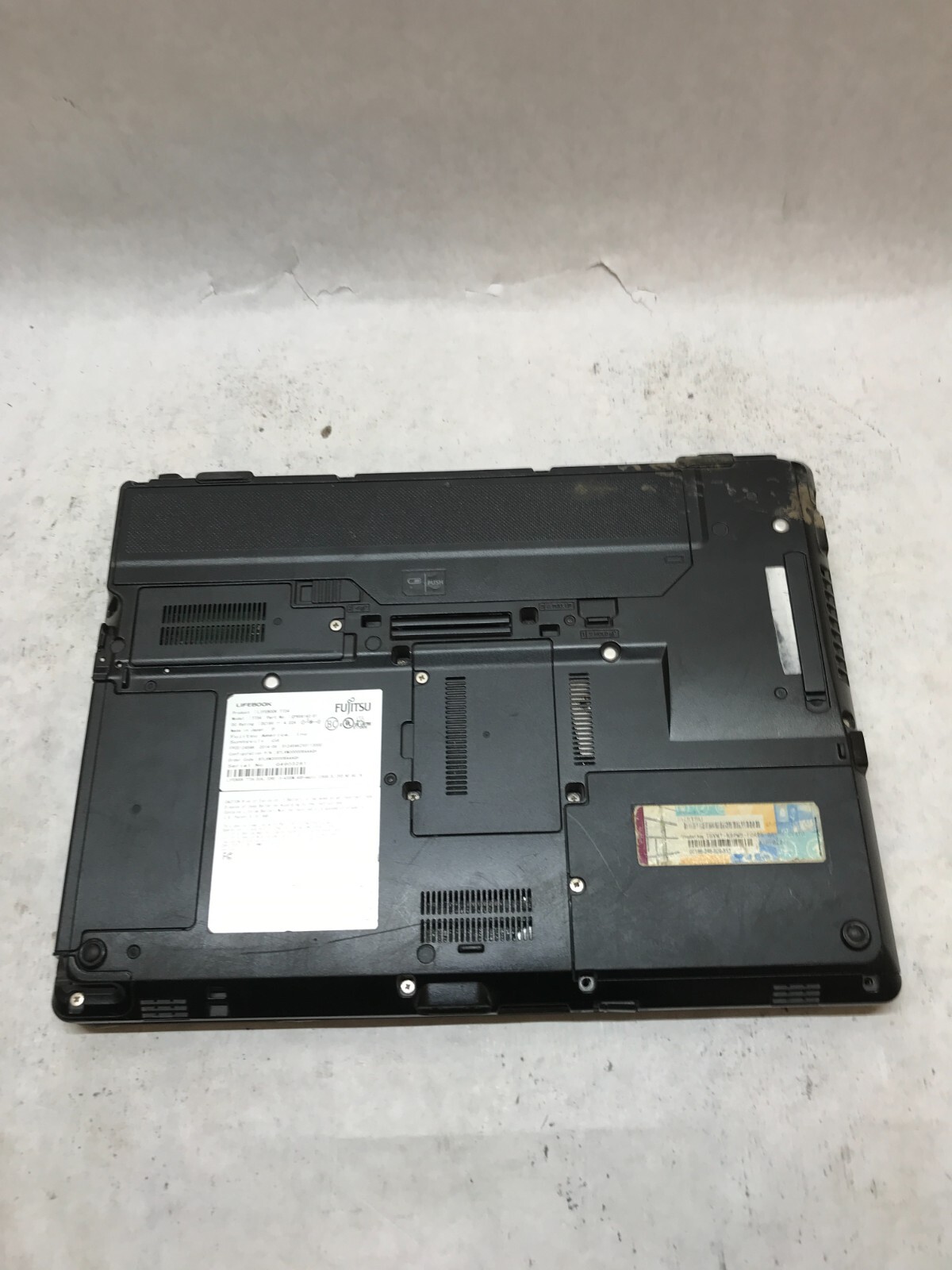 Fujitsu LifeBook T734 12.5″ Laptop Intel i5-4300M 2.6GHz 4GB RAM NO HDD NO OS DW