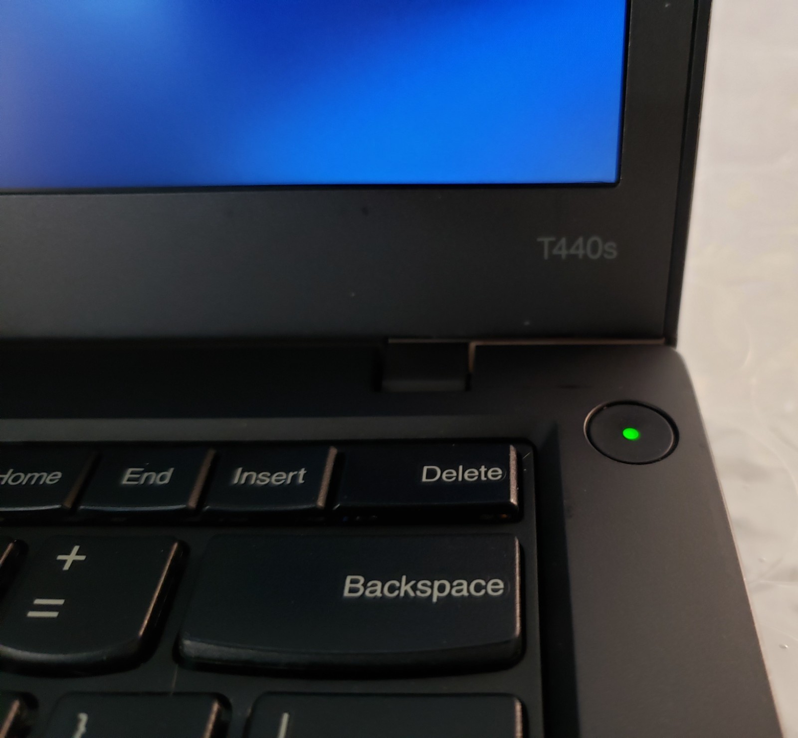 Lenovo ThinkPad T440s Intel Core i7-4600 12GB RAM 256GB SSD Win 11 Pro w/ 90w AC
