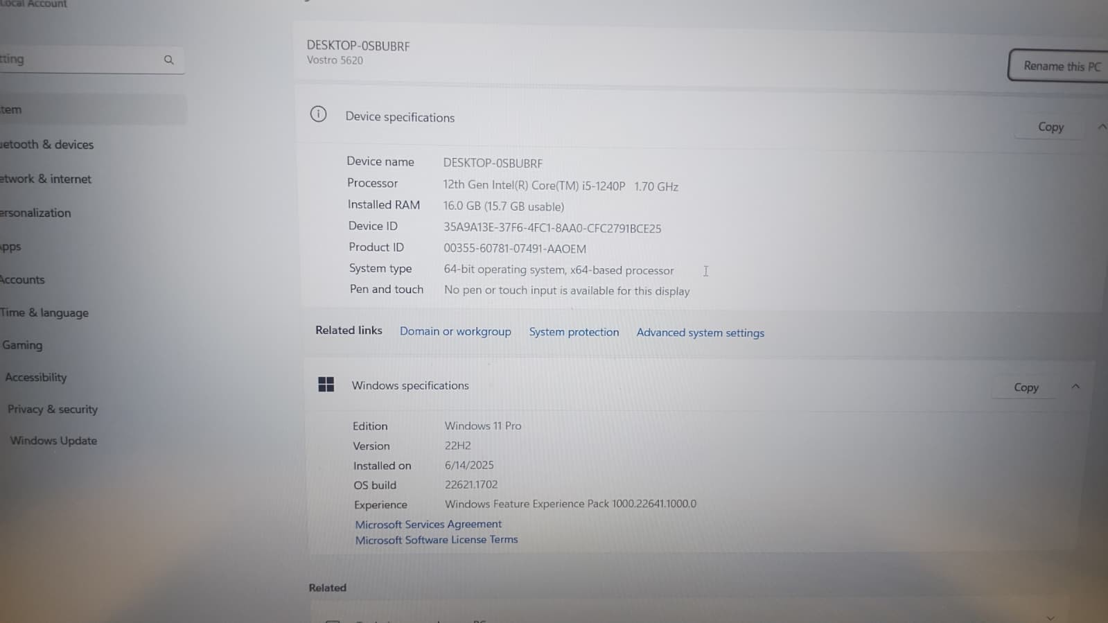 Dell Vostro 5620 16″ FHD+ i5-1240P 16GB 512GB SSD Win11 Pro Iris Xe
