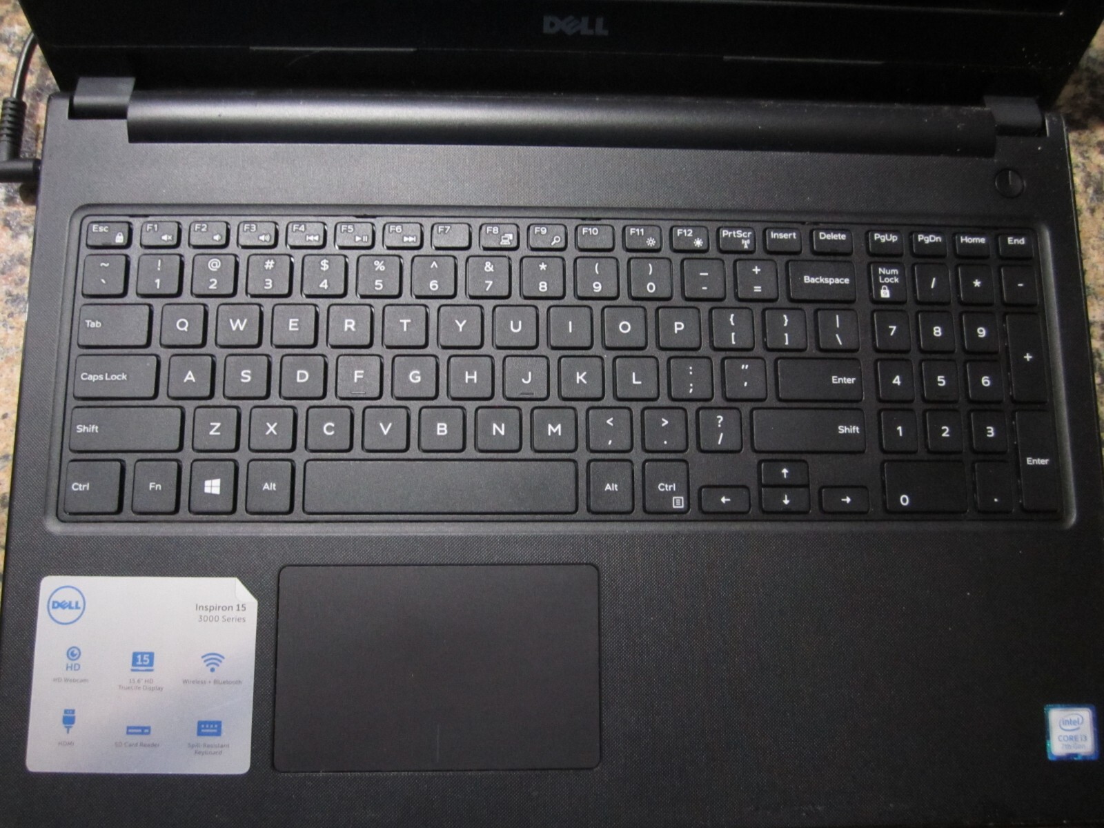 Dell Inspiron 15- 3567- 15.6″ Screen / 2.4GHz i3 /500GB SSD / 6GB / Win 10