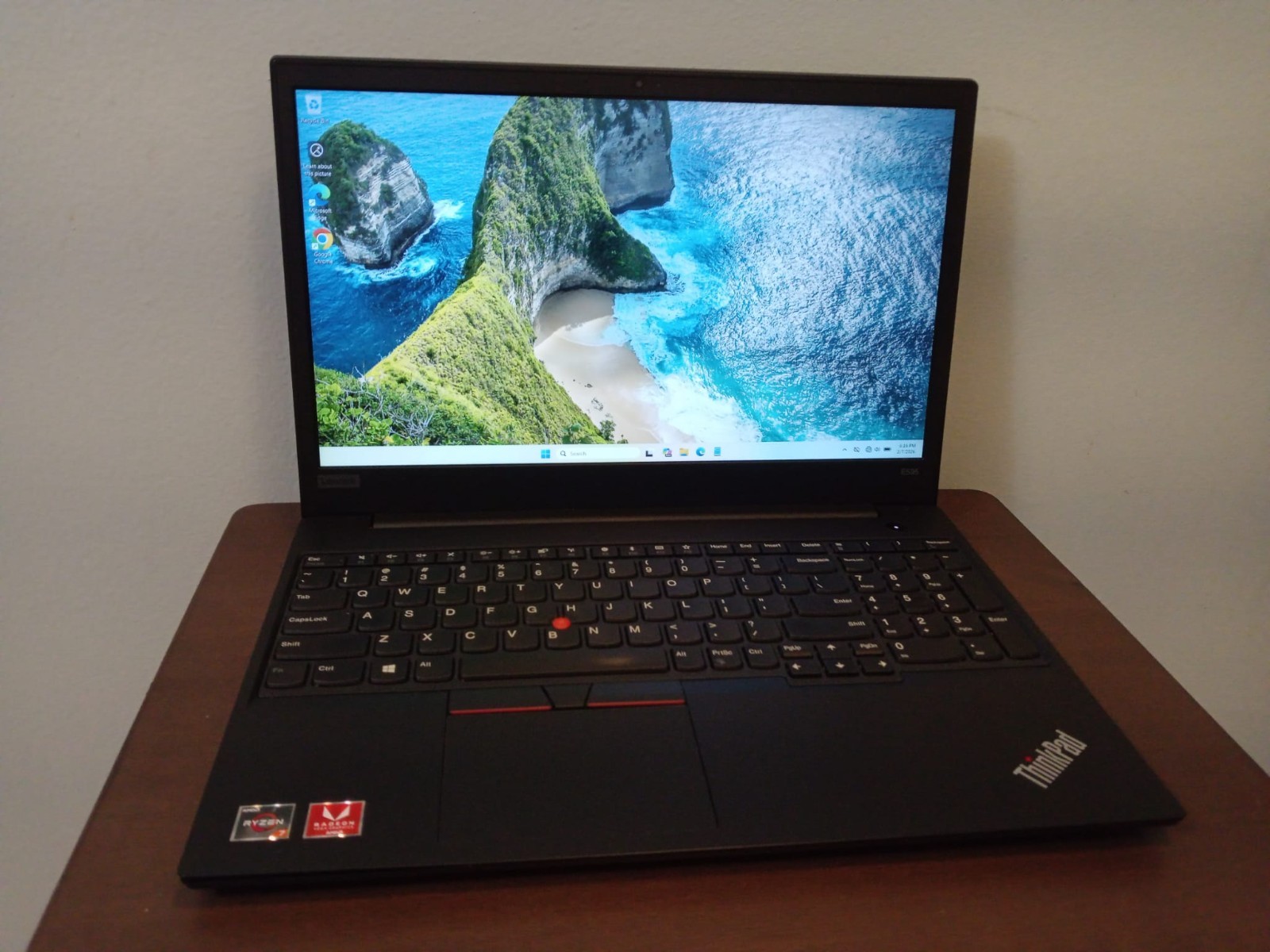 Lenovo ThinkPad E595 Laptop 15.6″ FHD Ryzen 7 3700U 16GB 256GB SSD Windows 11 Pr