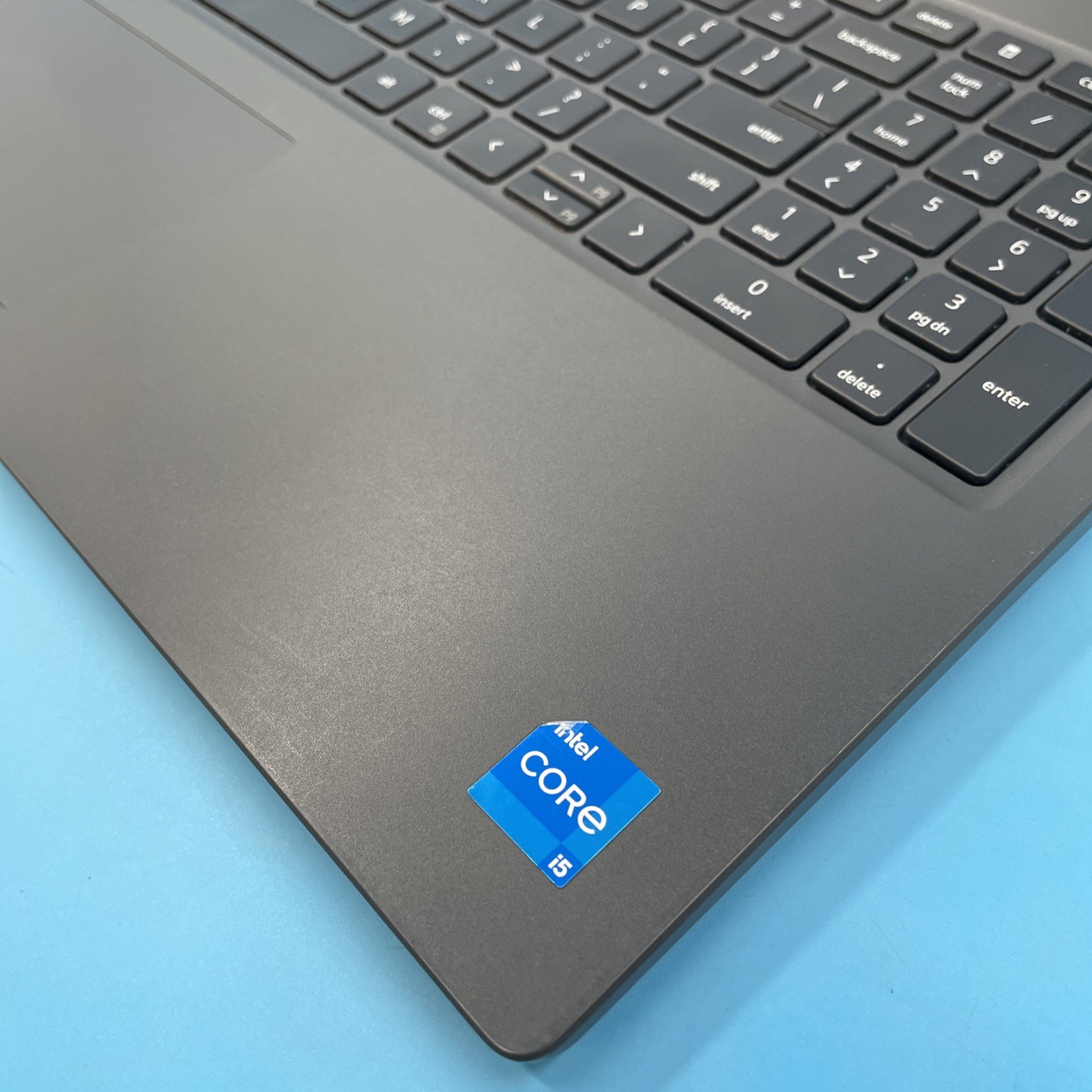 Dell Latitude 3540 | i5-1335U | 16GB RAM | 256GB SSD | WIN 11 PRO | 76% BATT