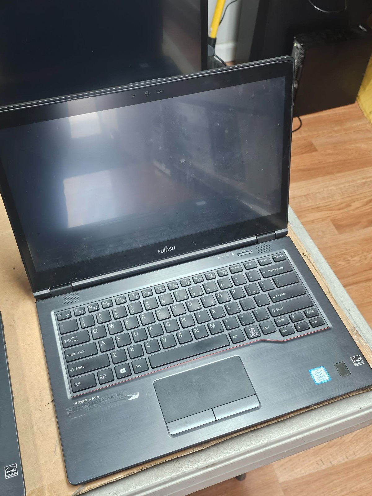 4x Lot FUJITSU LIFEBOOK U749 | Intel i5-8265U 4GB 256GB WiFi Webcam BT – Special