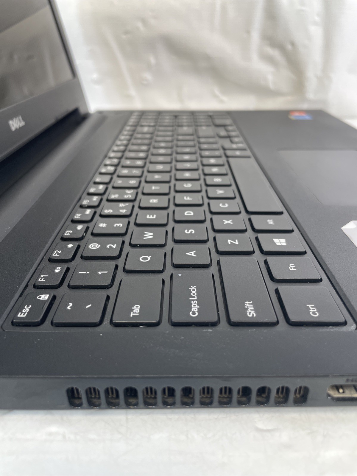 Dell Inspiron 15 3542 Laptop Intel Pentium 3558U 1.7GHz 4GB RAM 500GB HDD Ubuntu