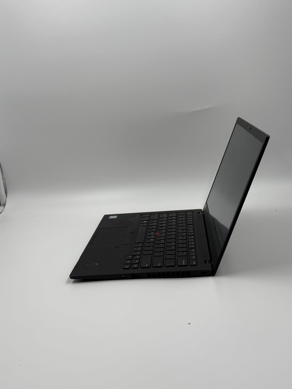 Lenovo X1 Carbon Gen 7 i5 8th Gen 8GB RAM 256 GB SSD