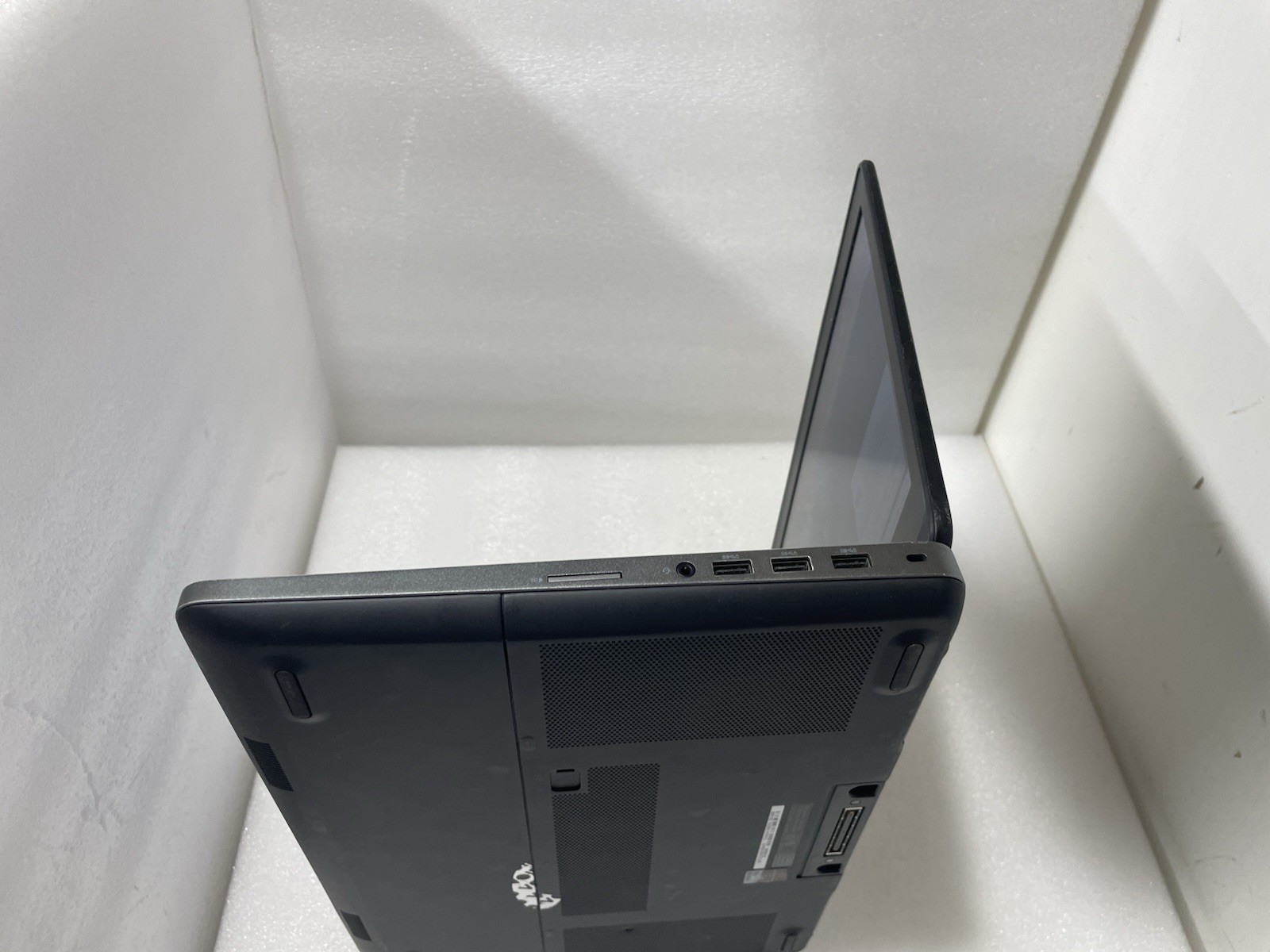 Dell Precision 7510 256gb Nvme Win 11 i7-6729 HQ 4 Core 2.70ghz 16gb RAM HDMI