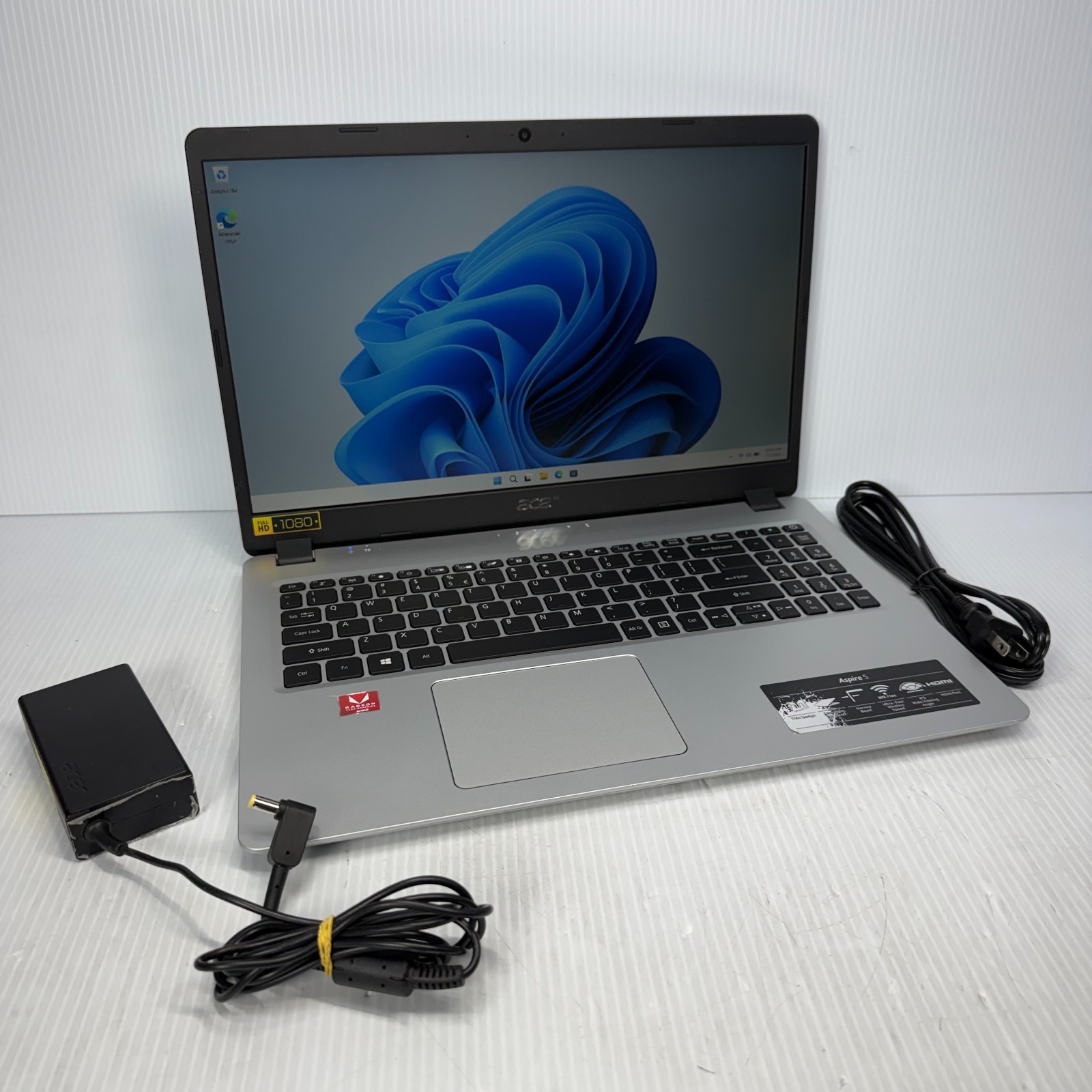 Acer Aspire A515-43-R5RE 5 3500U 15.6″ Windows 11 Laptop 128GB SSD 16GB SEE PICS