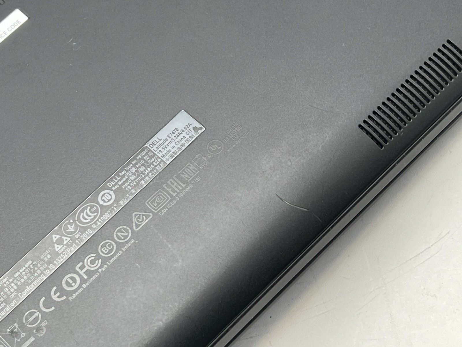 Dell Latitude E7470, Core i7-6600U, @ 2.60GHz, 8GB RAM, 128GB SSD-No OS/AC