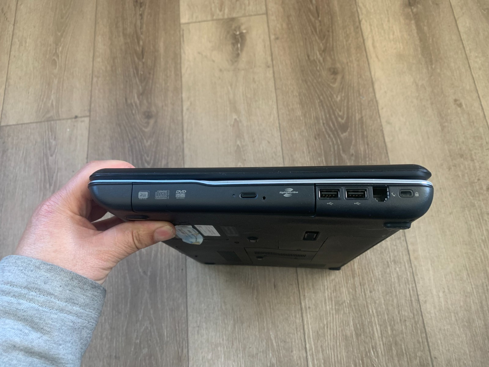 HP G60-445DX Notebook PC 15.6″ AMD Turion Dual-Core 2.20GHz 3GB RAM 160GB HDD