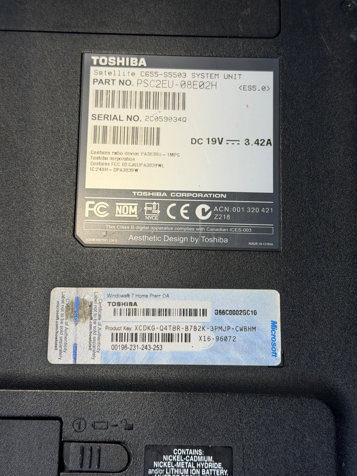 Toshiba Satellite C655-S5503 Laptop Intel Core i3-2350M 6GB Ram Bad Battery
