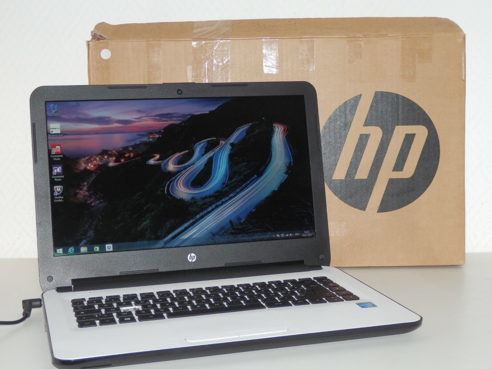 HP Laptop 14-ac000nf, Intel Celeron N3050, 2GB Ram, 32GB eMMc, 14″ Zoll HD, OVP