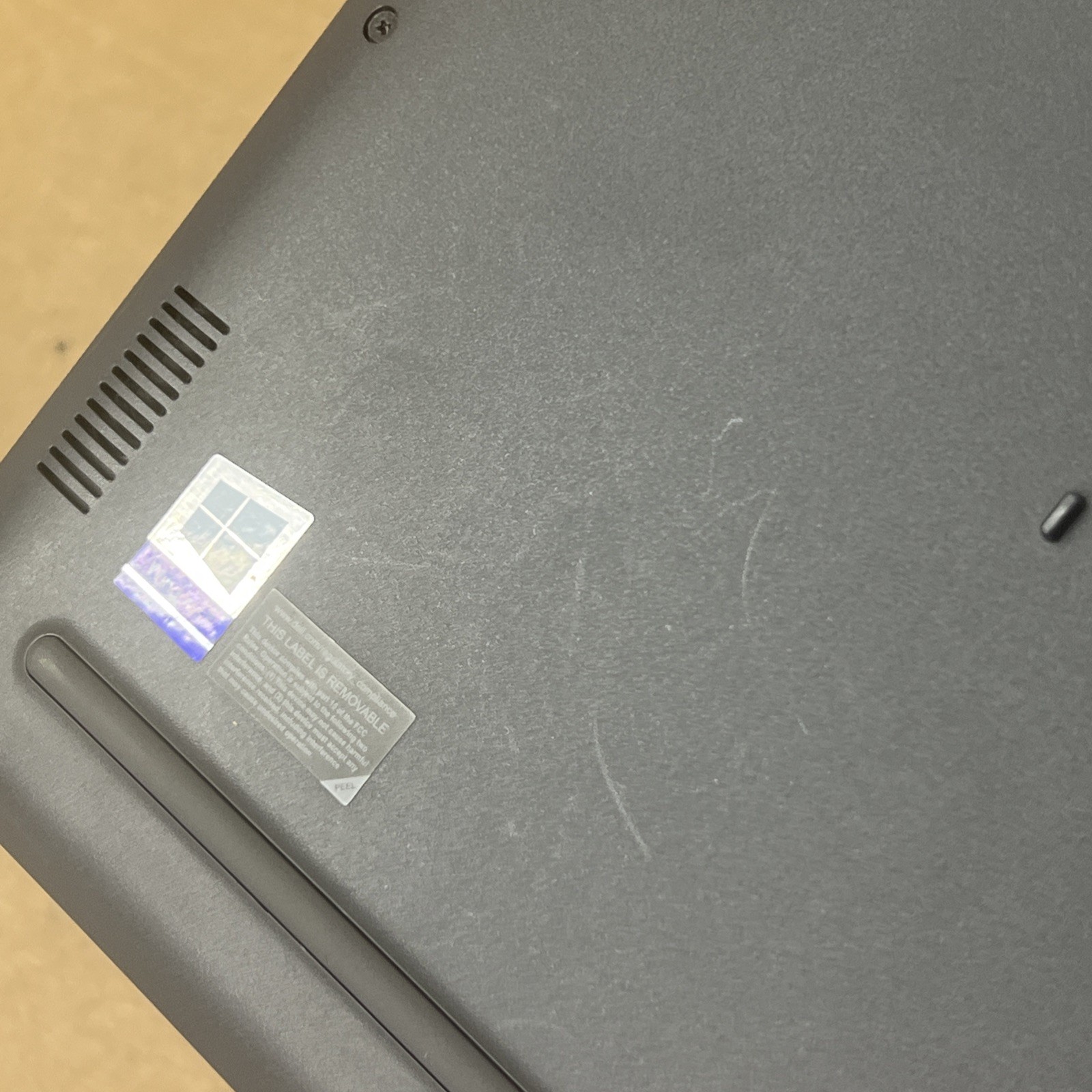 Dell Latitude 3510 i5-10210U 1.6GHz 8GB Ram 256GB SSD – Fair *Low Battery*
