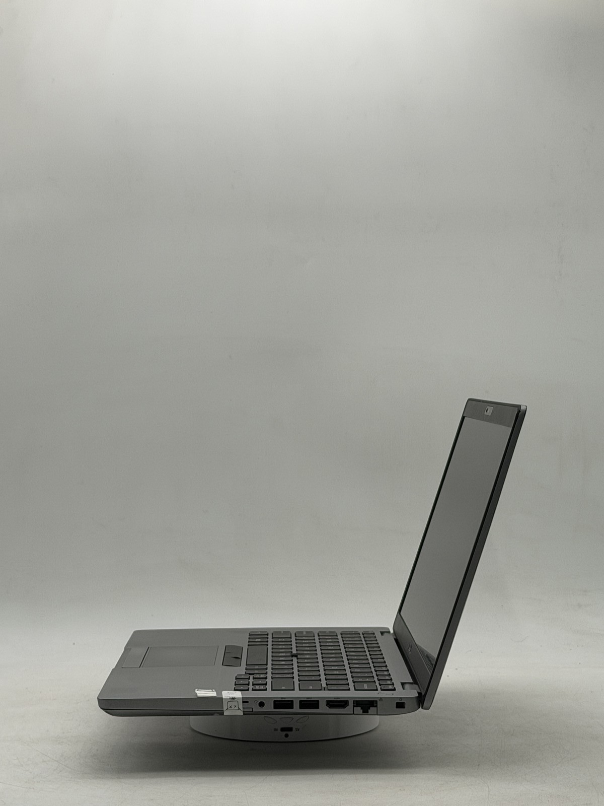 Dell Latitude (5410) 14in i5-10310U | 8GB 256GB NO OS Read
