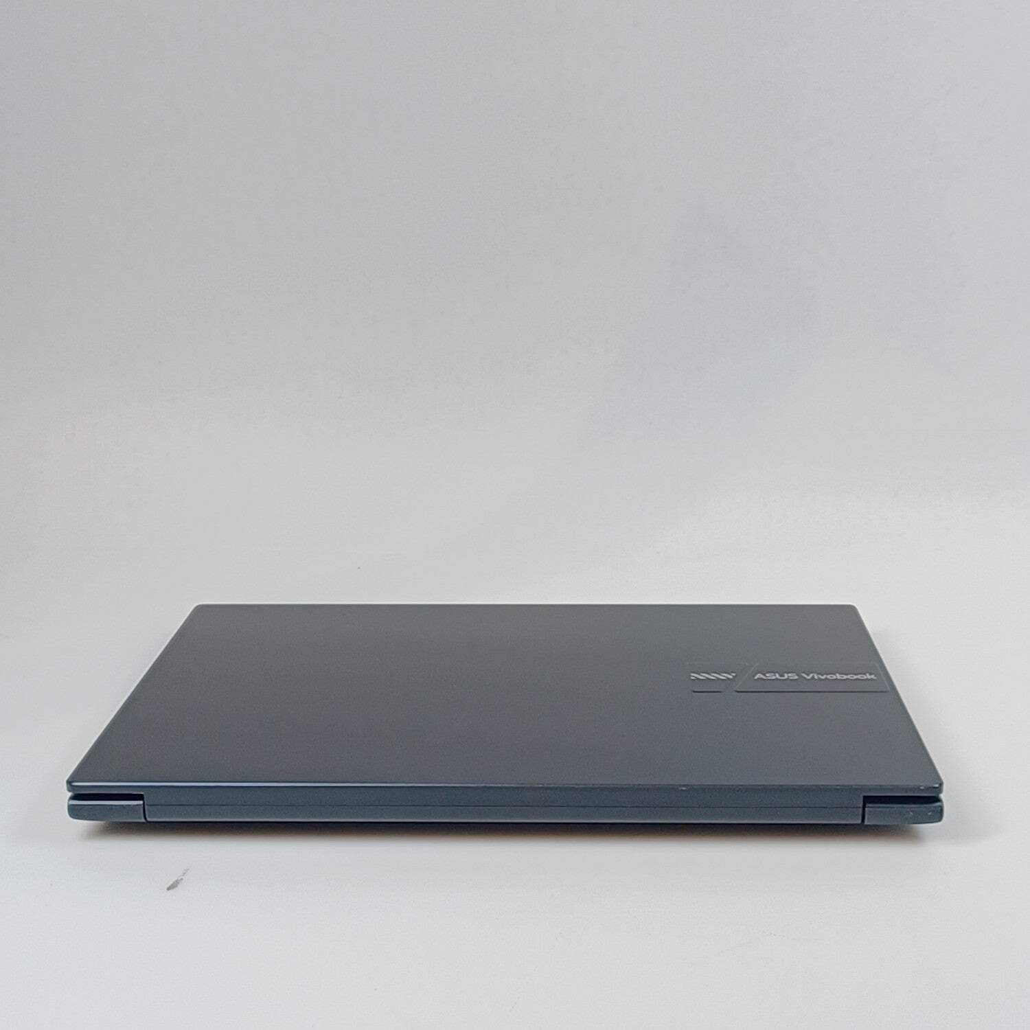 Asus Vivobook 14 X1404ZA 14″ i3-1215U 1.2GHz 8GB RAM 128GB SSD