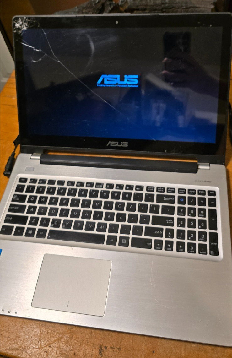 ASUS VivoBook Laptop For Parts Password Locked Bad Battery No Accessories