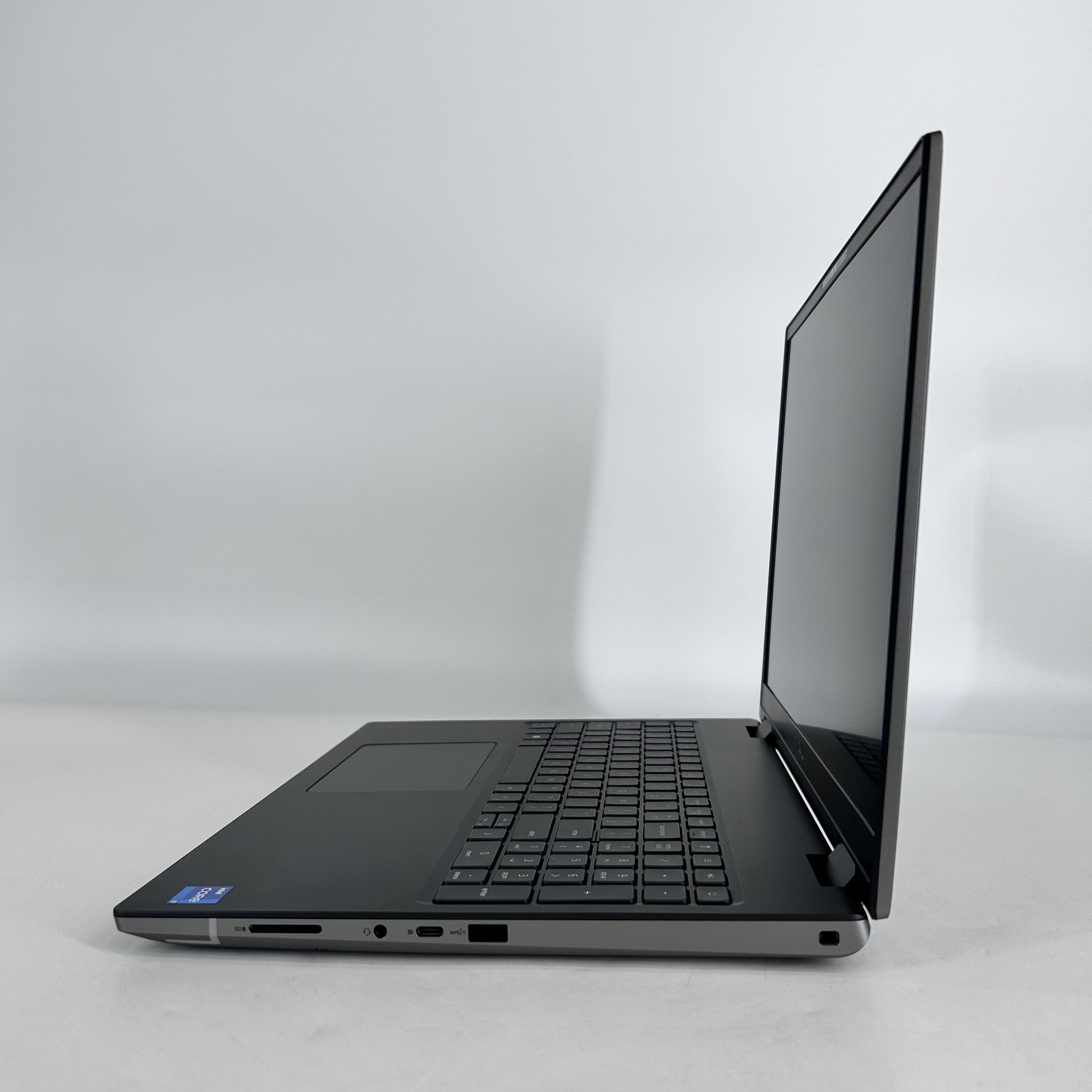 Dell Precision 7680 16 FHD 2.1 GHz i7-13850HX 64GB 1TB SSD RTX A1000 Very Good