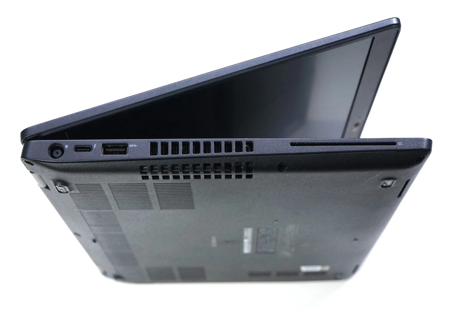Dell Latitude 5401 14” FHD Laptop Intel i7-9850H 16GB RAM 512GB NVMe Win 11 Pro