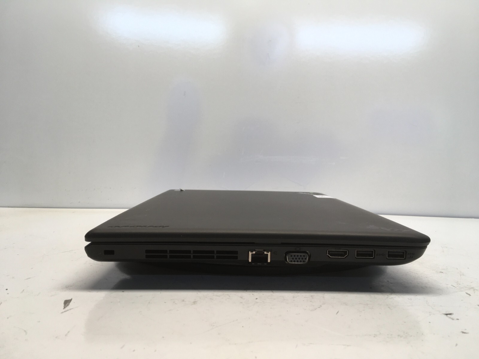 Lenovo ThinkPad E550 Intel i3-4005U 1.7GHz 4 GB NO HDD