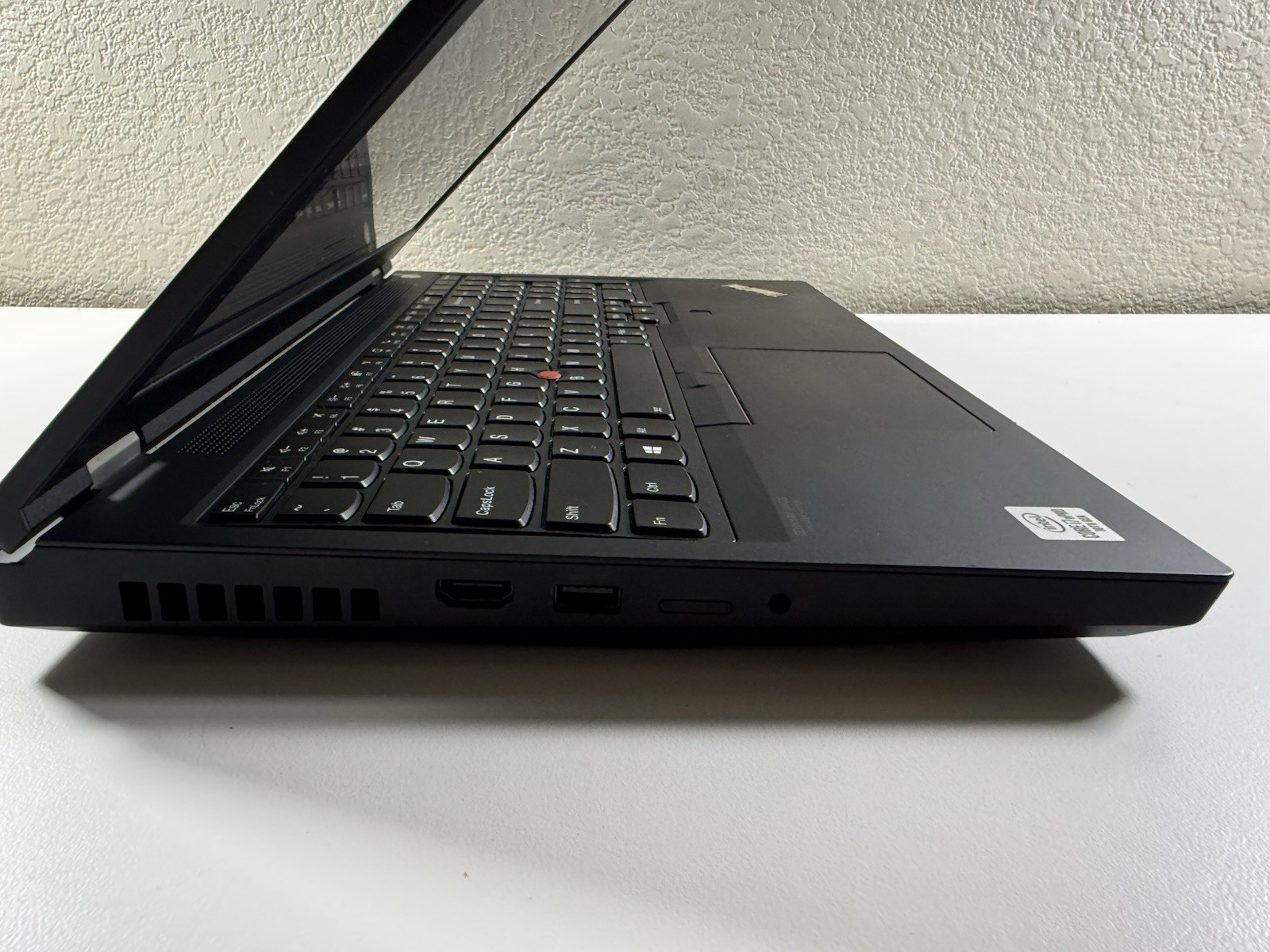LENOVO THINKPAD P15 GEN 1 | CORE I7-10850H 512GB 8GB RAM WIN 11 NVIDIA T1000