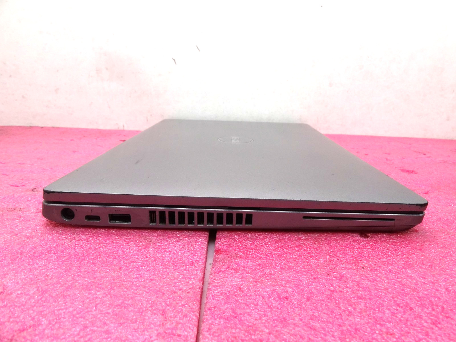 Dell Precision 3550 15.6″ i5-10310U 16GB 512GB M.2 SSD Quadro P520 W11PRO T9-A11