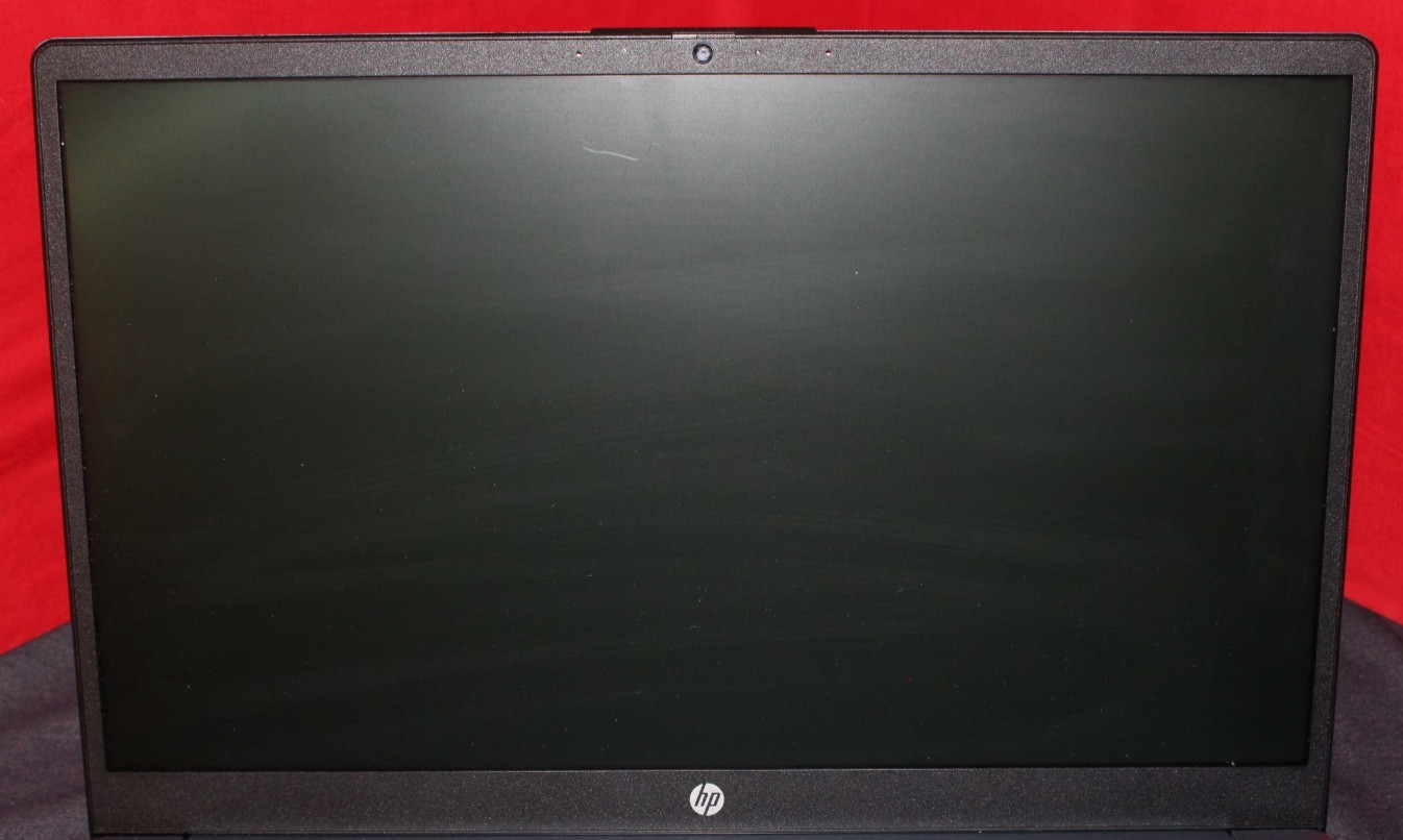 HP 15.6” Laptop 15-fd0082wm B4UZ0UA#AB4 Wont Power On As Is AO4077716