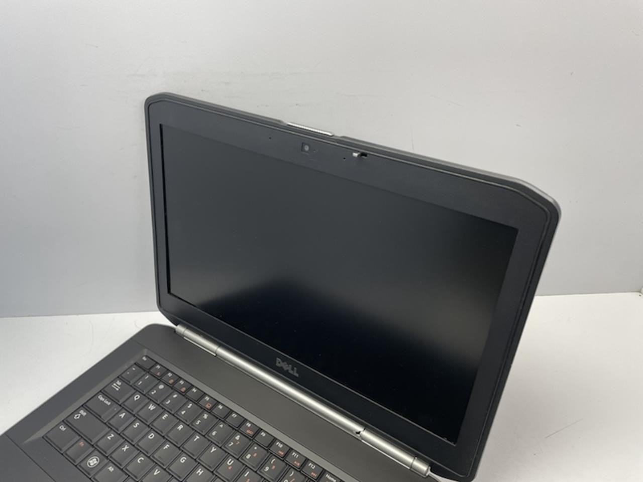 DELL LATITUDE E5420 Laptop w/ Intel Core i5-2520M 2.50 GHZ + 6 GB | No HD / OS