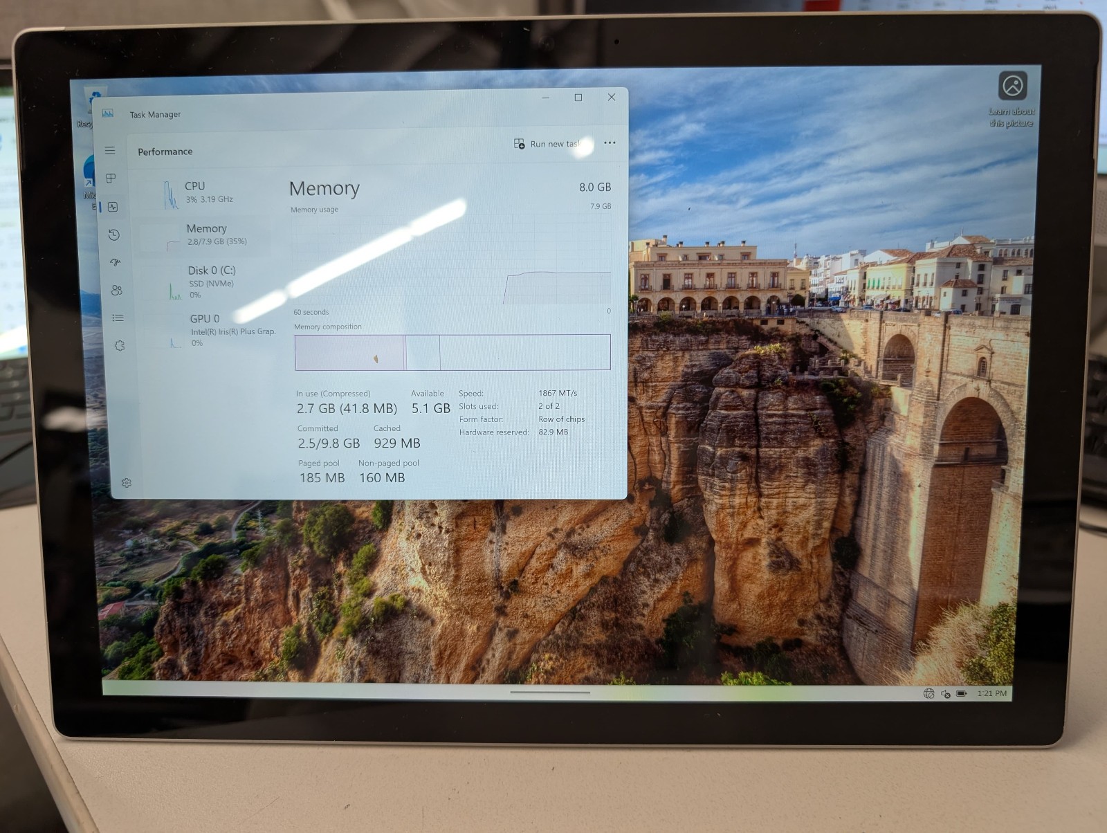 Microsoft Surface PRO 1796 Intel Core i7-7660U 2.5GHZ 8GB 256GB SSD Win11 Pro