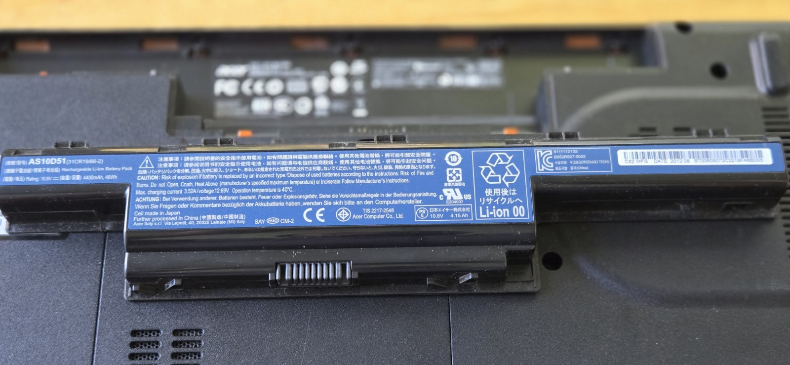 Acer Aspire V3 731-4477 15″ Laptop SOLD AS IS FOR PARTS