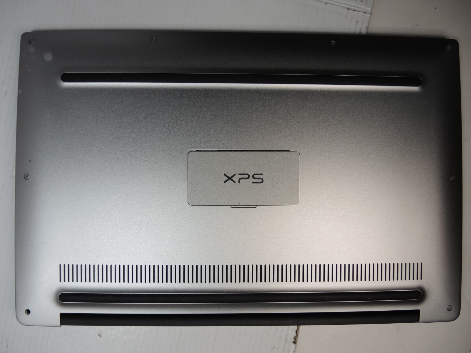 Dell XPS 13 9360 Laptop – DEAD | NON-FUNCTIONAL | FOR PARTS ONLY