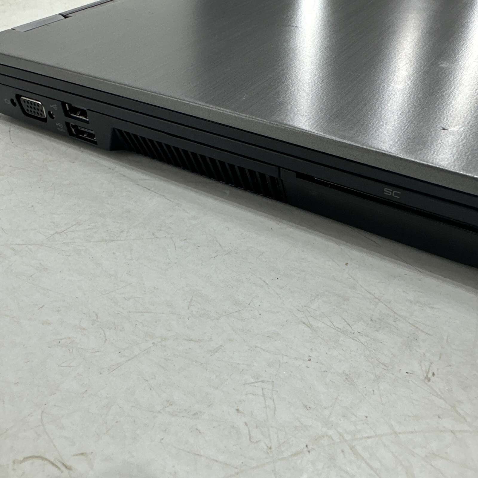 DELL LATITUDE E6410 CORE I5 M520 @ 2.40GHz 4GB RAM NO Hard Drive
