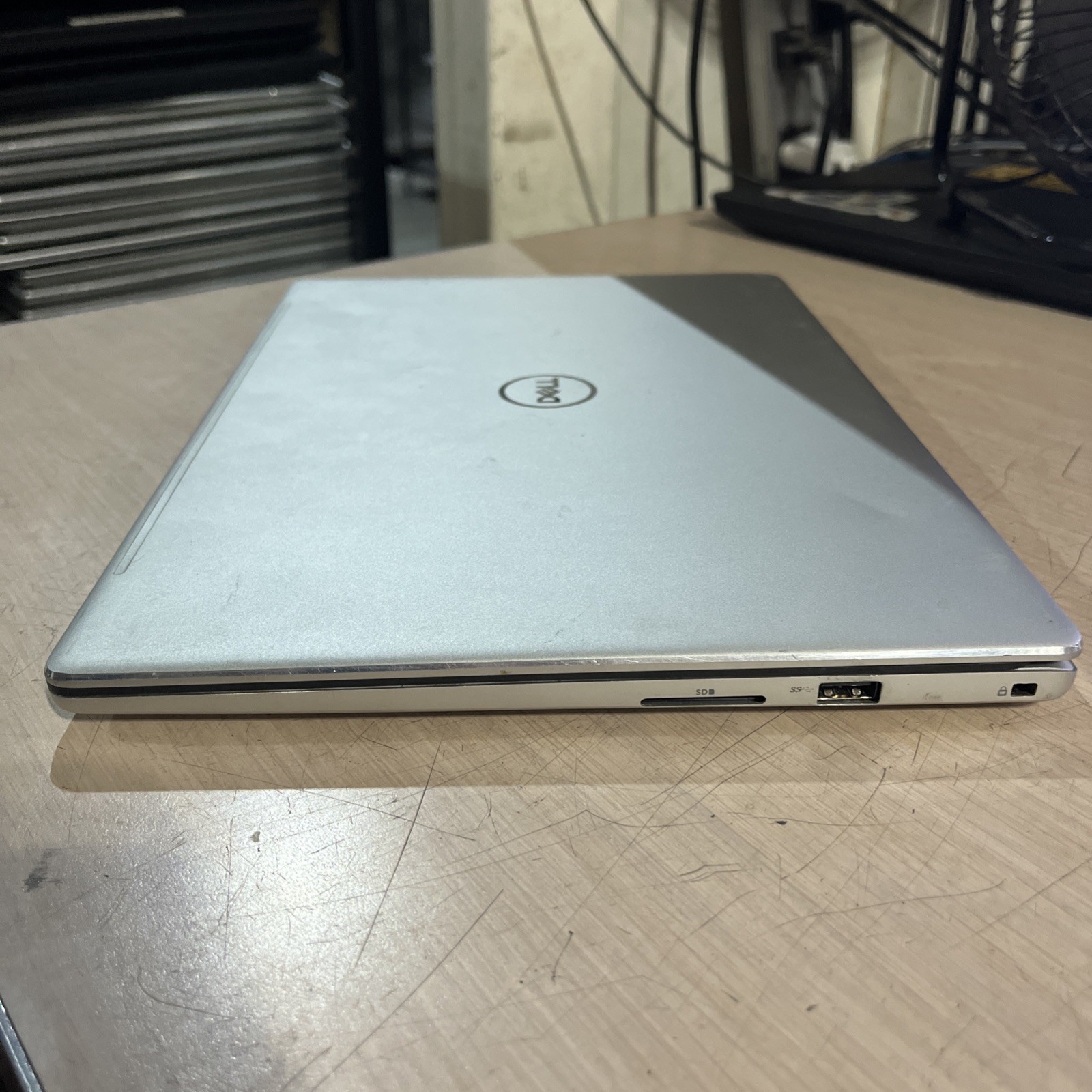 DELL INSPIRON 7380 INTEL CORE I5-8265U 1.60GHZ 8GB RAM NO HD ,