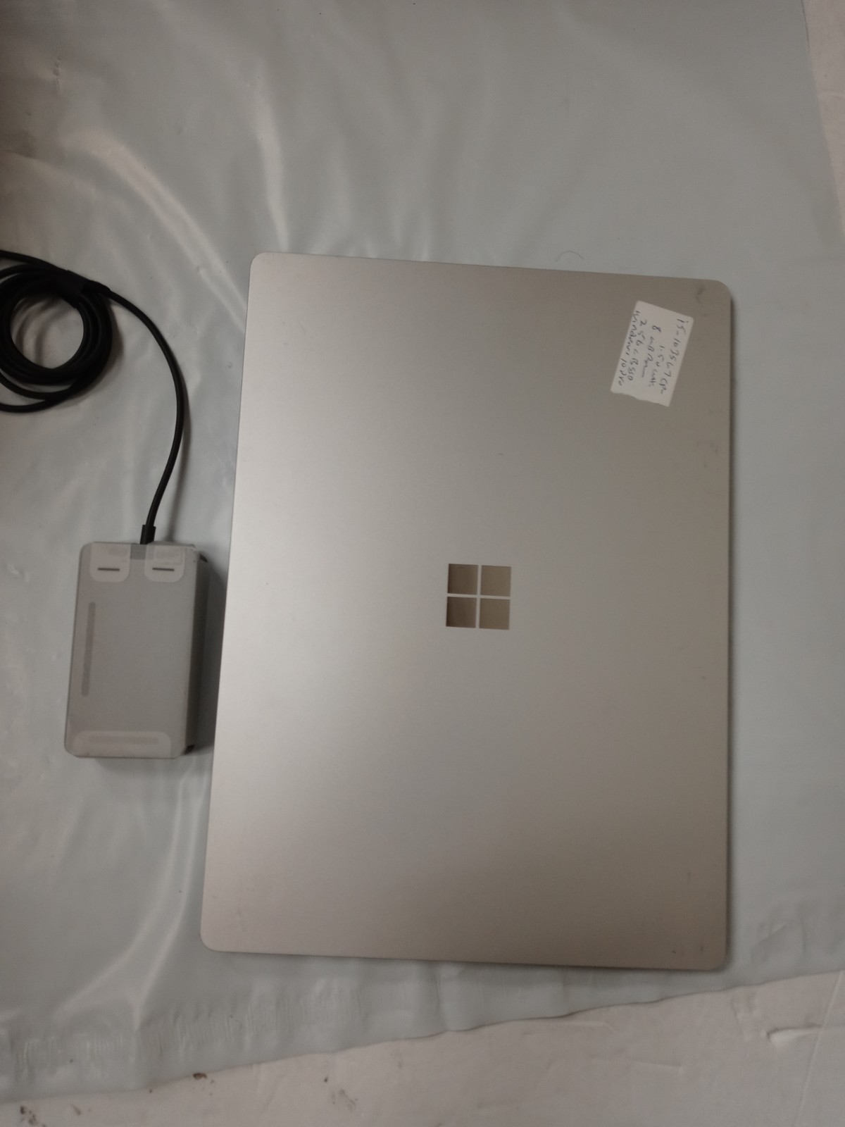 Microsoft Surface Laptop 3 1867 i5-1035G7 1.2GHz 8GB 128GB 13.5″ W10Pro