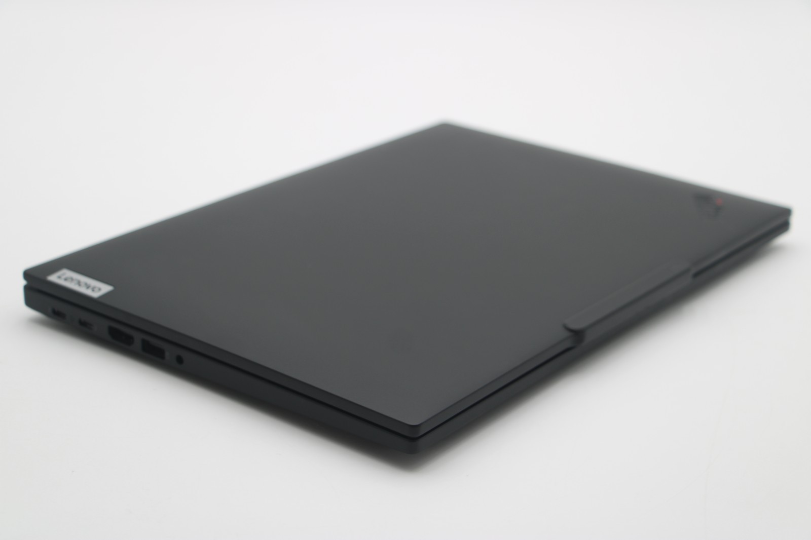 Lenovo Thinkpad T14 Gen 6 14″ Touch Ultra 5 235U/ 16GB RAM/ 512GB SSD/ 3YR WRNTY