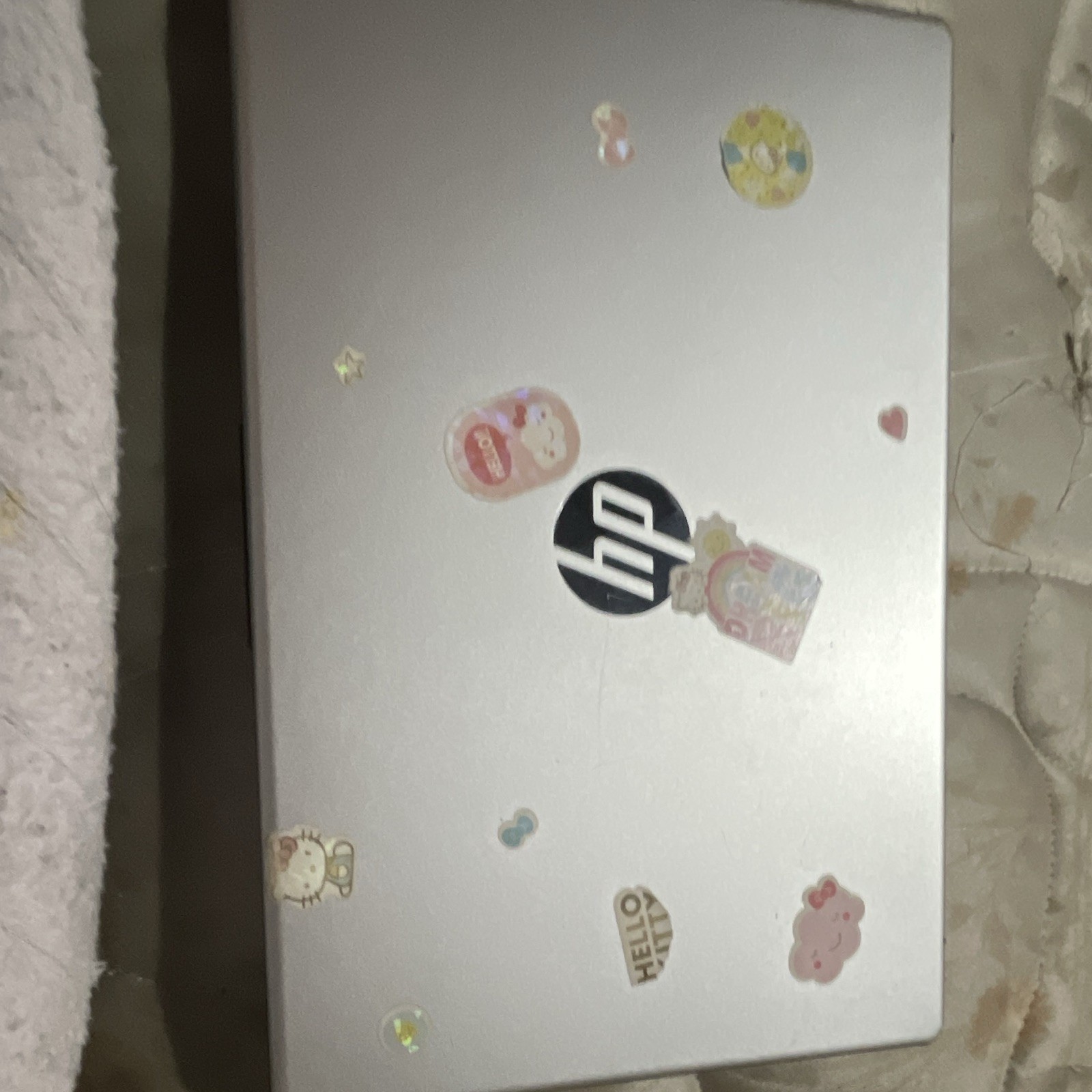 HP Laptop 14-em0xxx AMD Ryzen 3 7320U 4GB RAM 238GB SSD 14″ Win11 Silver Wi-Fi