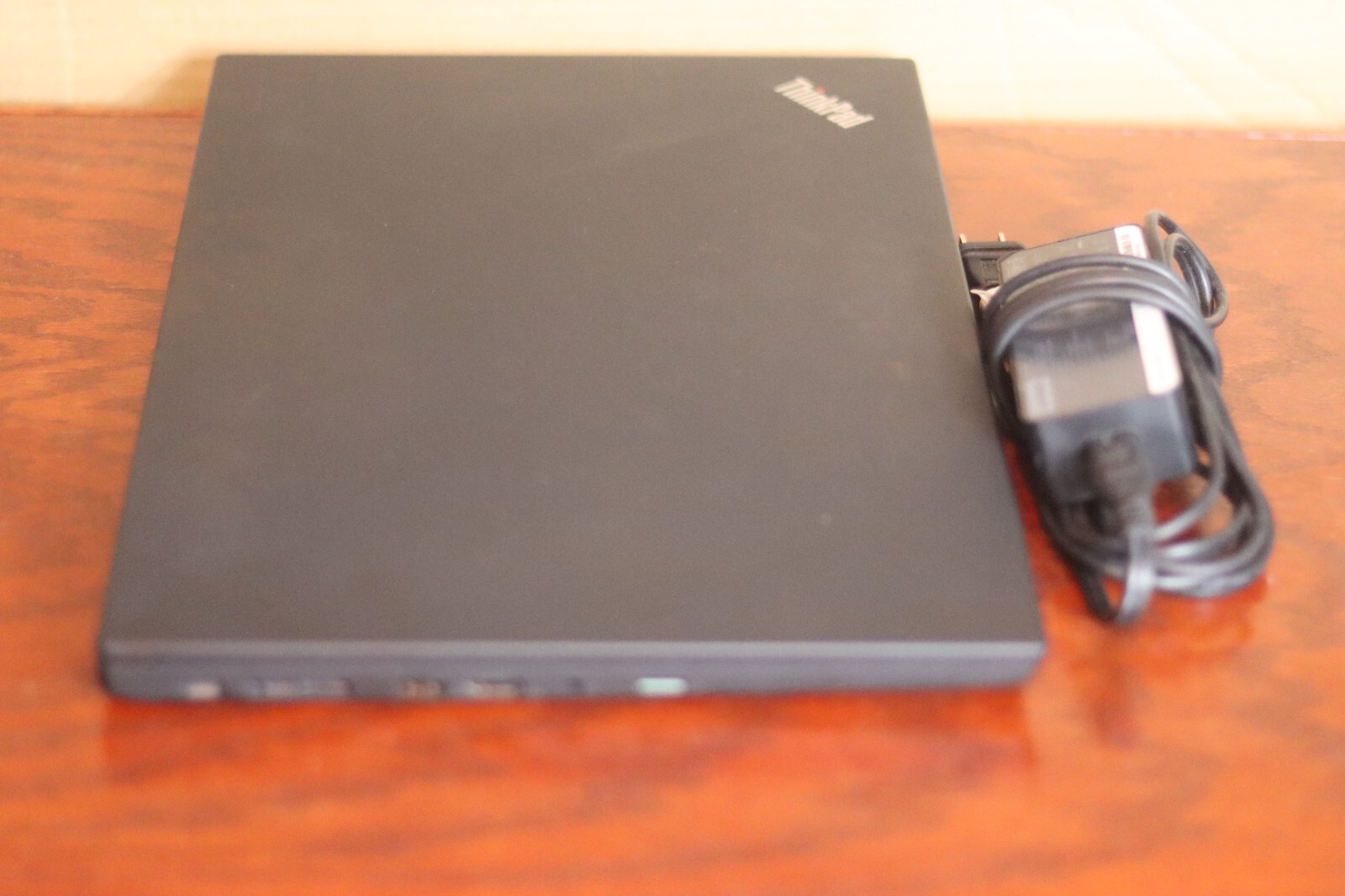 Lenovo ThinkPad T15 Gen 1 1.6 GHz i5-10210U 16GB Ram 256GB SSD – Very Good