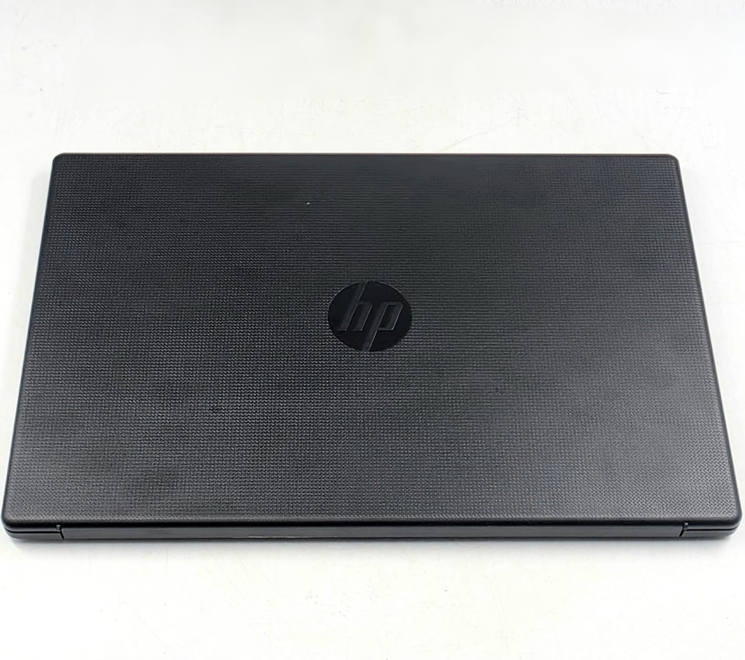 HP Laptop 15 15-fc0565AU 15.6″ AMD Athlon Silver 7120U 8GB RAM 500GB SSD Windows